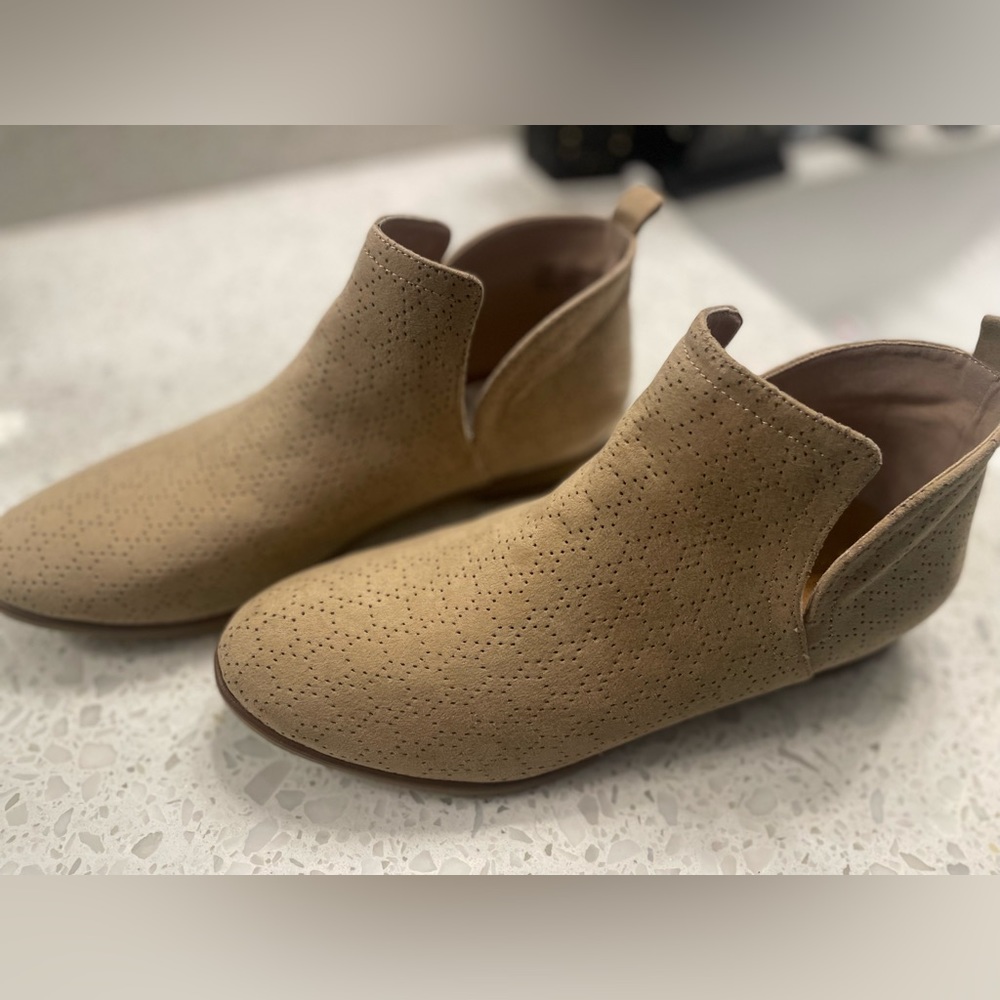 Tan Boots